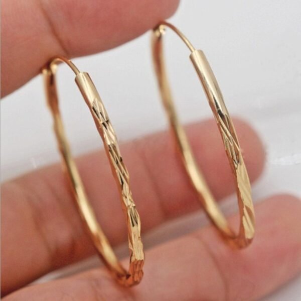 Luxurious 18K Gold Plated Hoop Earrings – Classic Shine for Everyday Elegance - Image 3